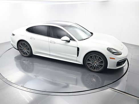 Certified 2023 Porsche Panamera Platinum Edition RWD image 39