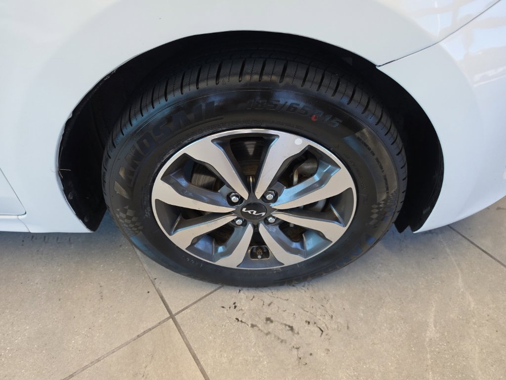 Used 2022 Kia Rio S w/ Technology Package FWD image 54