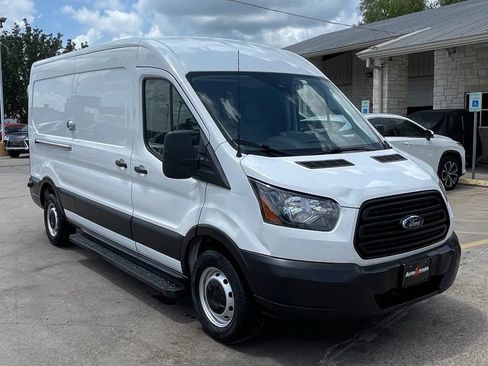 Used 2019 Ford Transit 250 148 Medium Roof RWD image 2