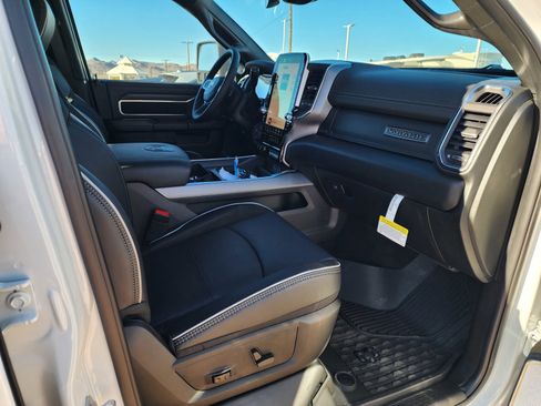 New 2026 RAM 3500 Laramie w/ Max Tow Package AWD/4WD image 12