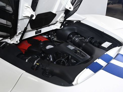 Used 2018 Ferrari 488 Spider RWD image 19
