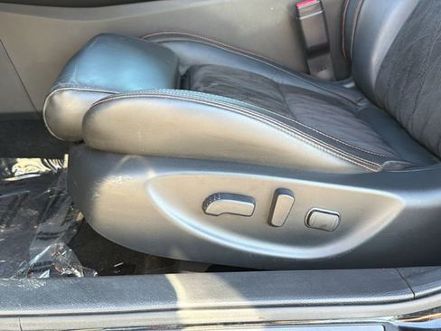 Used 2021 Nissan Maxima SR w/ Sport Mat Group FWD image 18