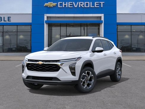 New 2026 Chevrolet Trax LT w/ LT Convenience Package FWD image 6