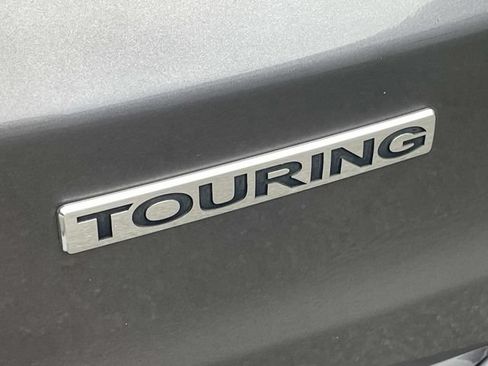 Used 2016 Honda CR-V Touring image 9