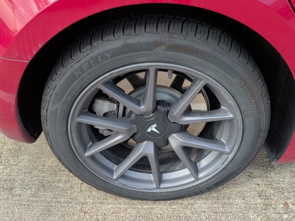 Used 2023 Tesla Model 3 Standard Range RWD image 11