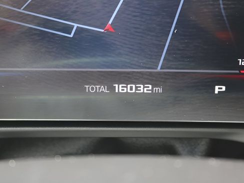 Used 2024 BMW M2 w/ Lighting Package RWD image 25