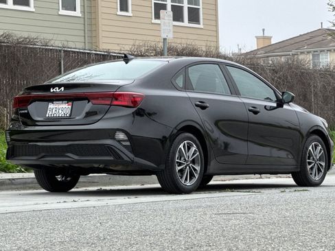 Used 2024 Kia Forte LXS image 4