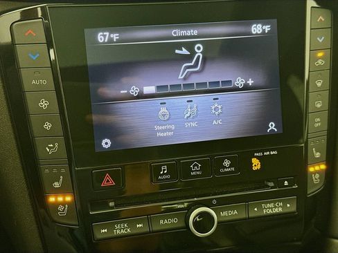 Certified 2022 INFINITI QX50 Essential FWD image 20