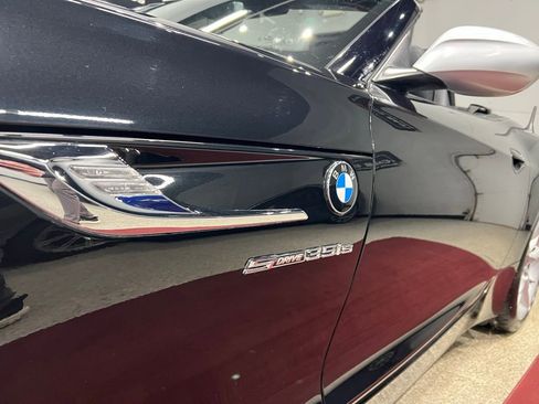 Used 2015 BMW Z4 sDrive35is image 19