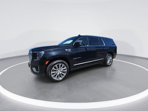 Used 2023 GMC Yukon XL Denali AWD/4WD image 7