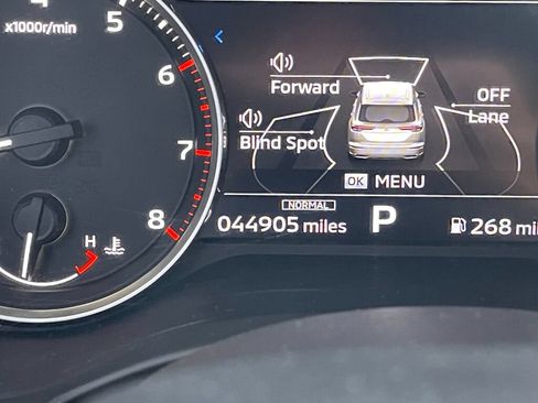 Used 2022 Mitsubishi Outlander ES AWD/4WD image 3