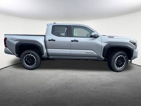 New 2025 Toyota Tacoma TRD Off-Road image 16