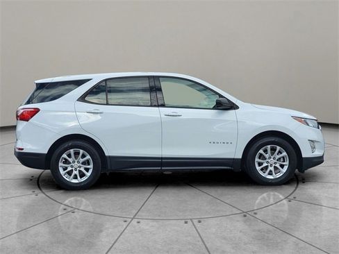 Used 2019 Chevrolet Equinox LS w/ LS Convenience Package image 13