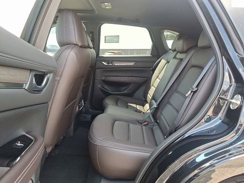 New 2025 MAZDA CX-5 Signature image 6