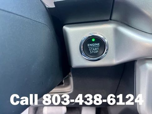 Used 2022 Ford Expedition Max XLT AWD/4WD image 24