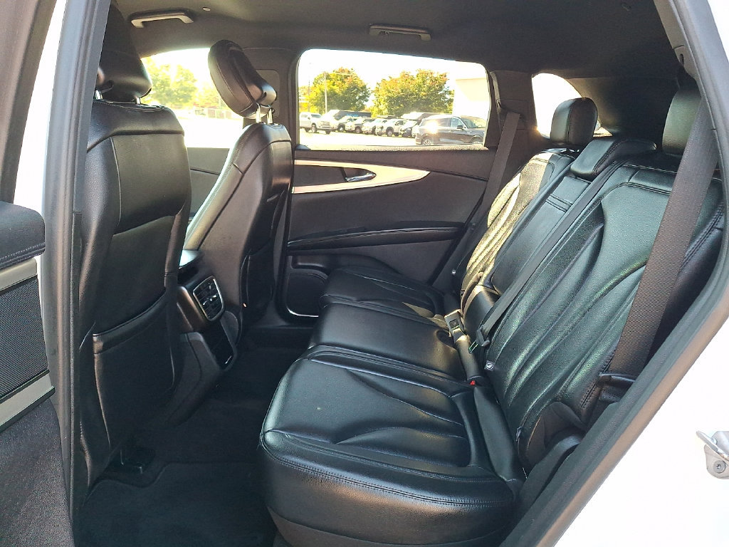 Used 2020 Lincoln Nautilus Premier AWD/4WD image 13
