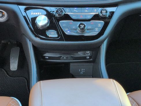 New 2026 Chrysler Pacifica Pinnacle image 20