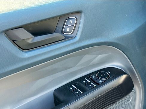 New 2026 Ford Maverick XLT w/ Equipment Group 301A image 7