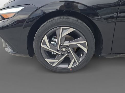 New 2026 Hyundai Elantra Limited w/ Cargo Package image 9