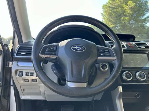 Used 2016 Subaru Forester 2.5i Touring w/ Eyesight & Navigation System image 11