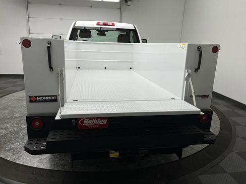 New 2025 GMC Sierra 2500 Pro w/ Snow Plow Prep/Camper Package image 23