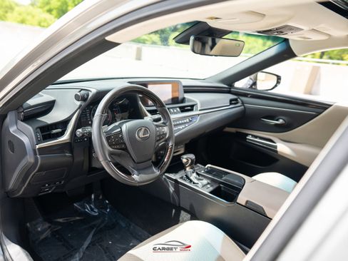 Used 2019 Lexus ES 350 w/ Premium Package FWD image 13