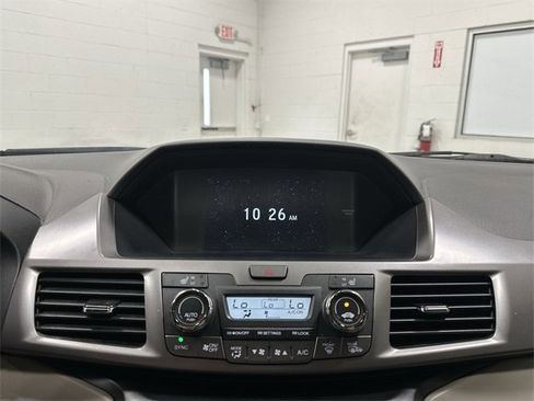 Used 2017 Honda Odyssey EX-L image 38