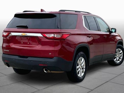 Used 2020 Chevrolet Traverse LT image 13