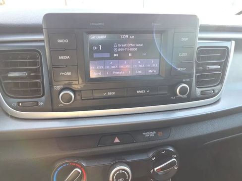 Used 2019 Kia Rio S FWD image 26