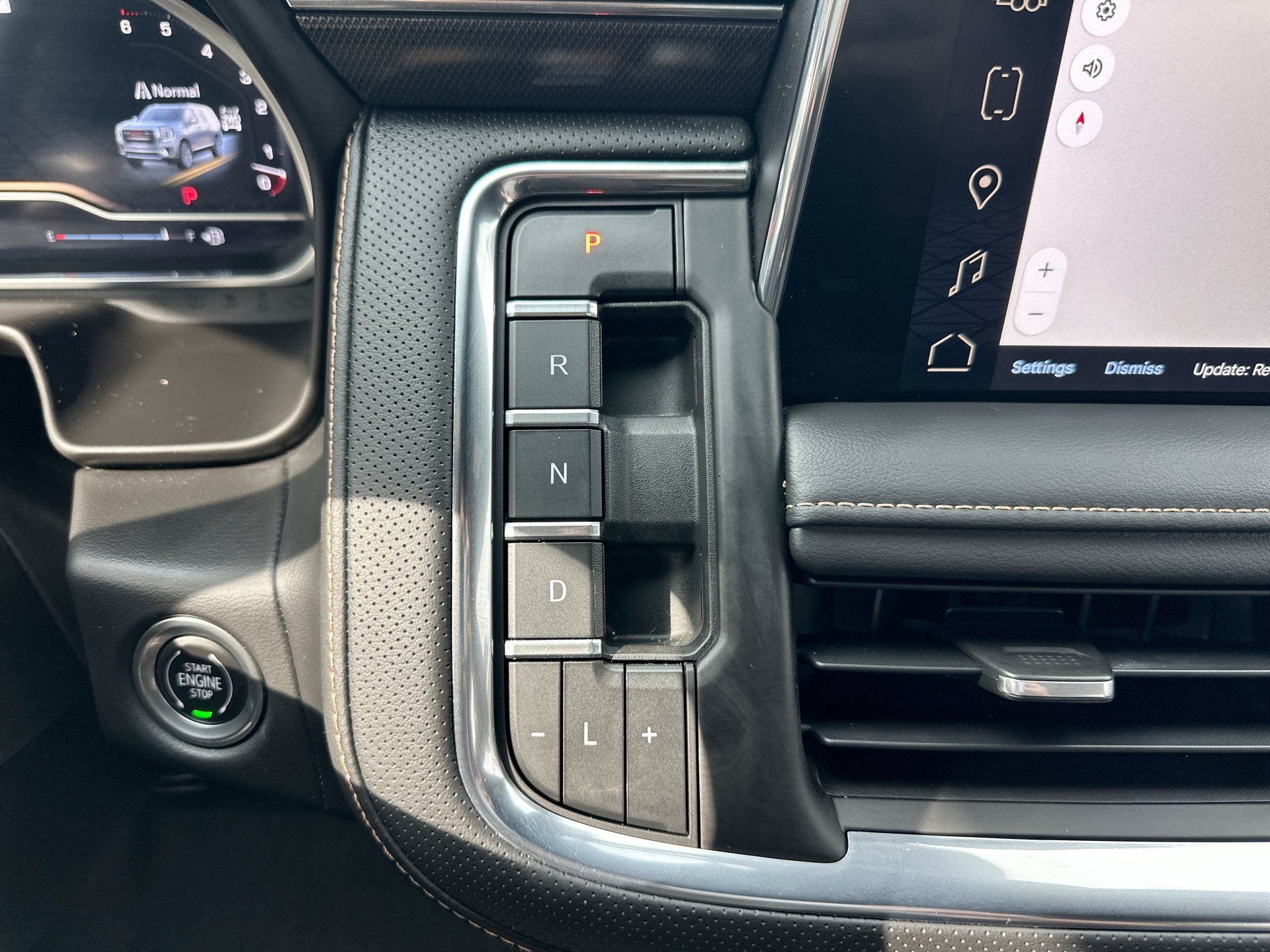 Certified 2023 GMC Yukon AT4 AWD/4WD image 14