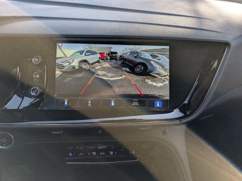 Certified 2022 Buick Envision Avenir w/ Technology Package II image 30