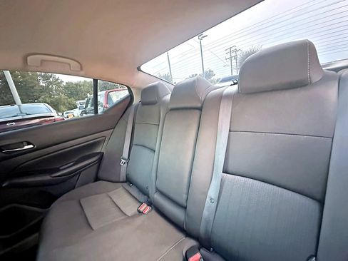 Used 2020 Nissan Altima 2.5 S FWD image 19