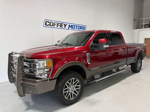 Used 2017 Ford F350 Lariat w/ Lariat Value Package AWD/4WD image 2