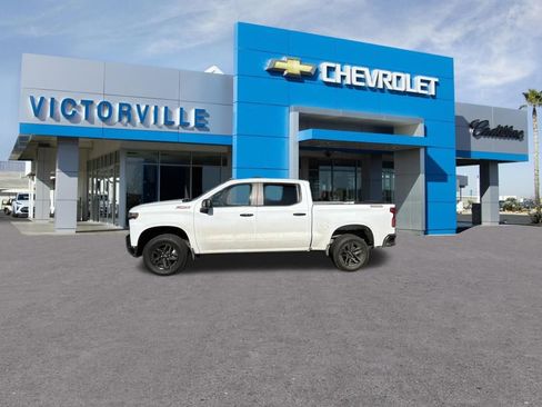 Used 2021 Chevrolet Silverado 1500 LT Trail Boss w/ Safety Package AWD/4WD image 8