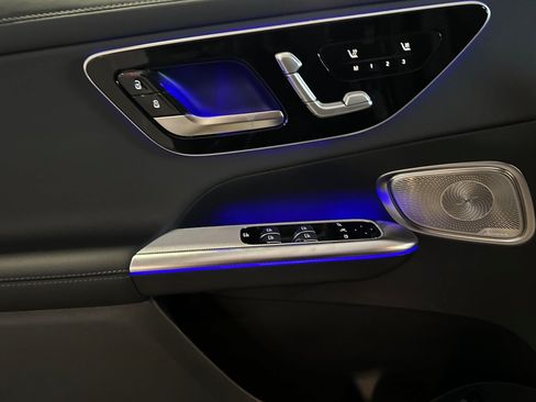 New 2026 Mercedes-Benz GLC 300 image 10