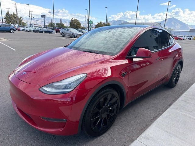 Used 2021 Tesla Model Y Long Range AWD/4WD image 3