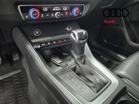 Used 2025 Audi Q3 2.0T Premium w/ Convenience Package AWD/4WD image 31