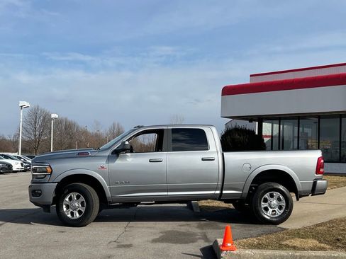 Used 2022 RAM 2500 Laramie w/ Body Color Bumper Group image 4
