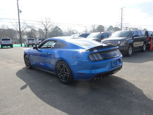 Used 2020 Ford Mustang GT w/ Equipment Group 301A image 8