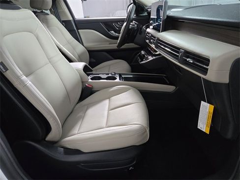 New 2026 Lincoln Corsair Grand Touring image 19