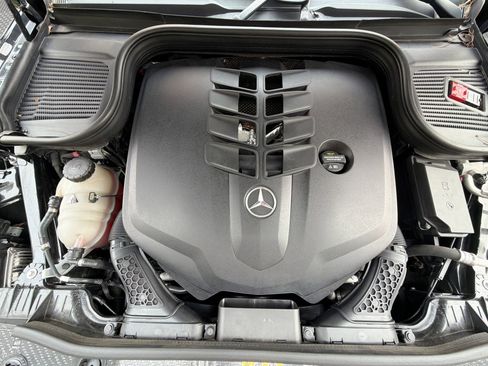 Used 2020 Mercedes-Benz GLS 580 4MATIC image 18