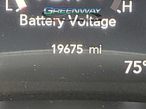 Used 2022 Chrysler Pacifica Touring-L AWD/4WD image 29
