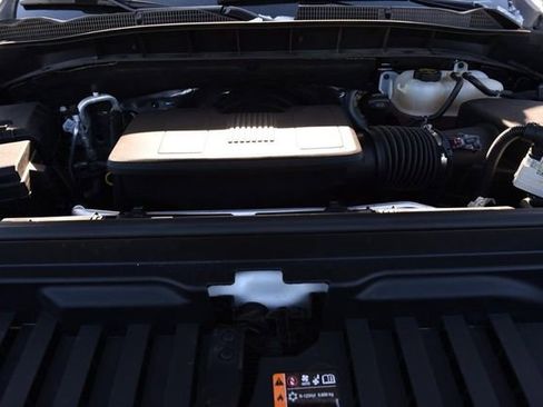 Used 2025 GMC Sierra 1500 SLT image 22