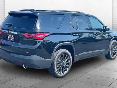 Used 2023 Chevrolet Traverse RS AWD/4WD image 14