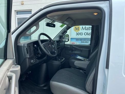 Used 2025 GMC Savana 2500 w/ Driver Convenience Package RWD image 9