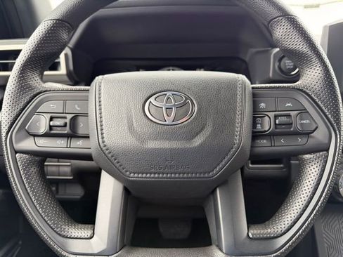 Used 2025 Toyota Tacoma SR AWD/4WD image 20