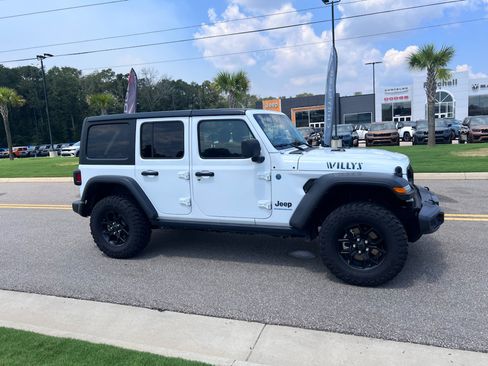 Certified 2025 Jeep Wrangler Unlimited Sport S 4xe AWD/4WD image 3