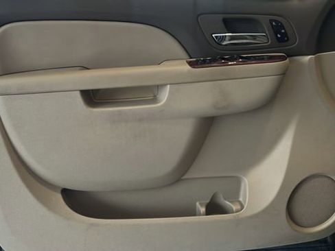 Used 2011 Chevrolet Tahoe LT image 10