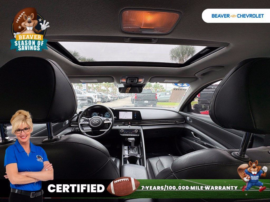 Used 2023 Hyundai Elantra Limited FWD image 15