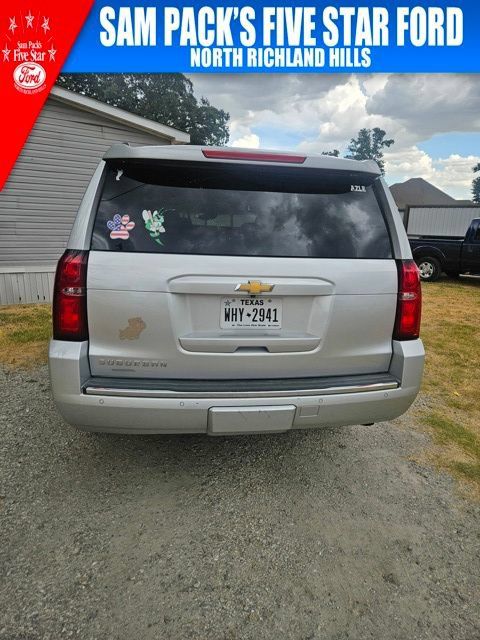 Used 2016 Chevrolet Suburban LTZ RWD image 15